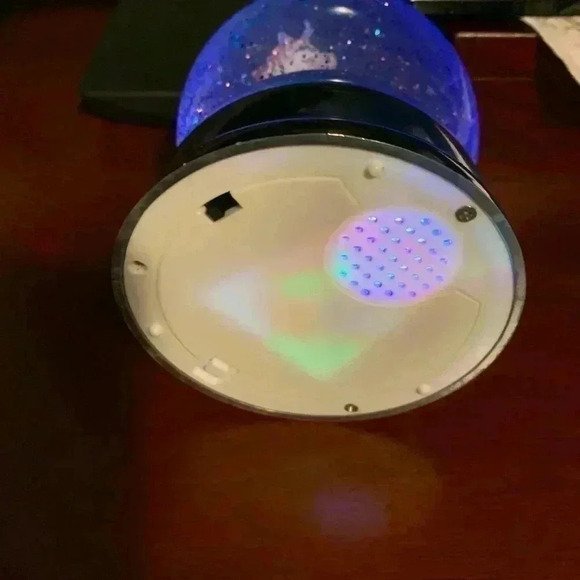 Unicorn night glow with sparkles. Battery operated.  5” high. Back to school - Picture 4 of 4